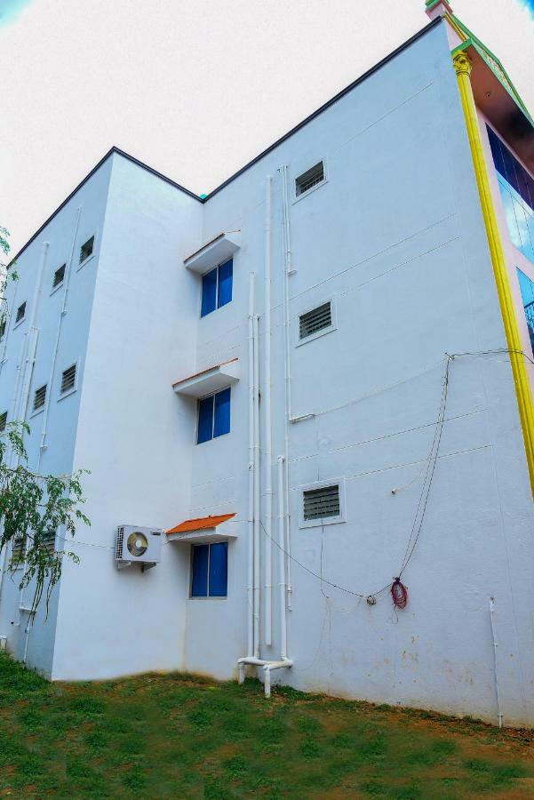 Mahathi Resort And Spa Yelagiri Zewnętrze zdjęcie