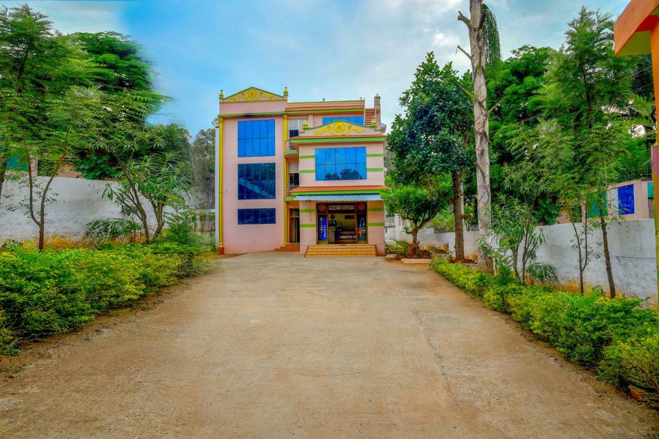 Mahathi Resort And Spa Yelagiri Zewnętrze zdjęcie